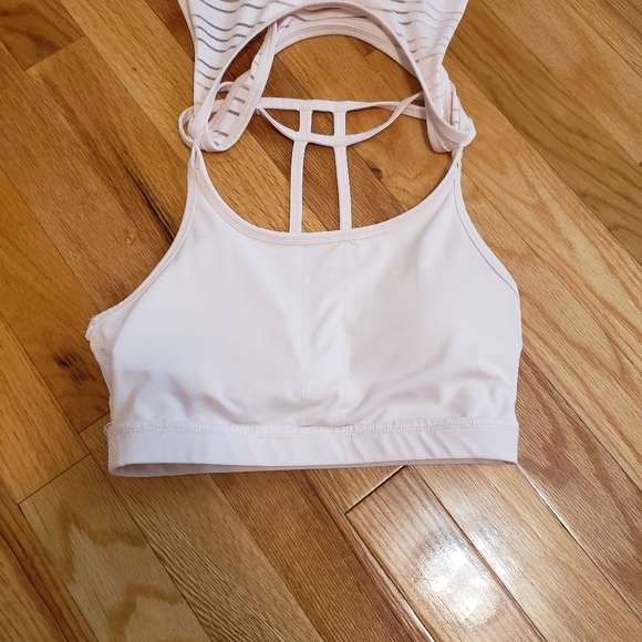 Hyba Tank Built-in Bra - Picture 5 of 6